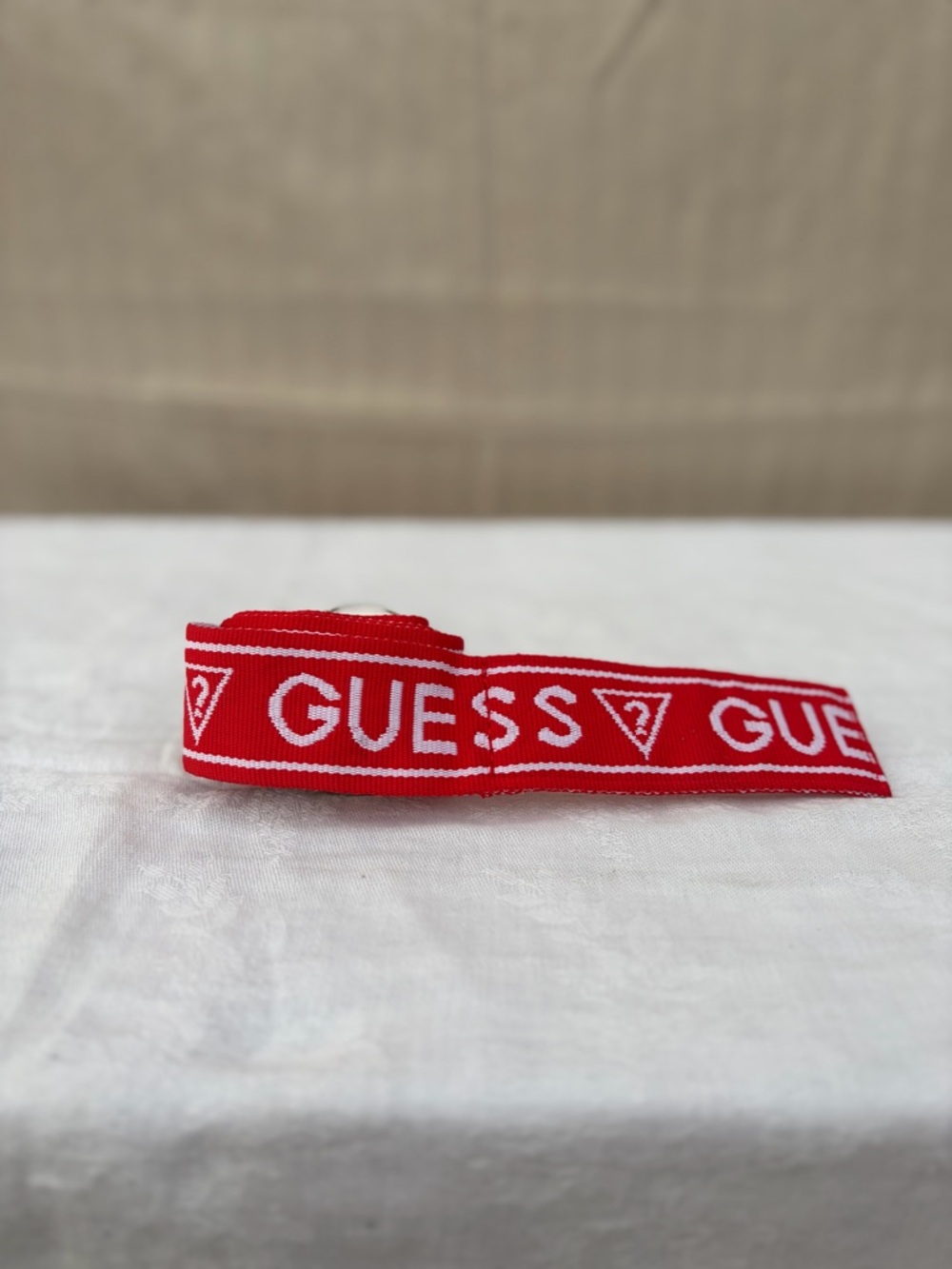 GUESS Red and White Logo Strap with Silver Rings